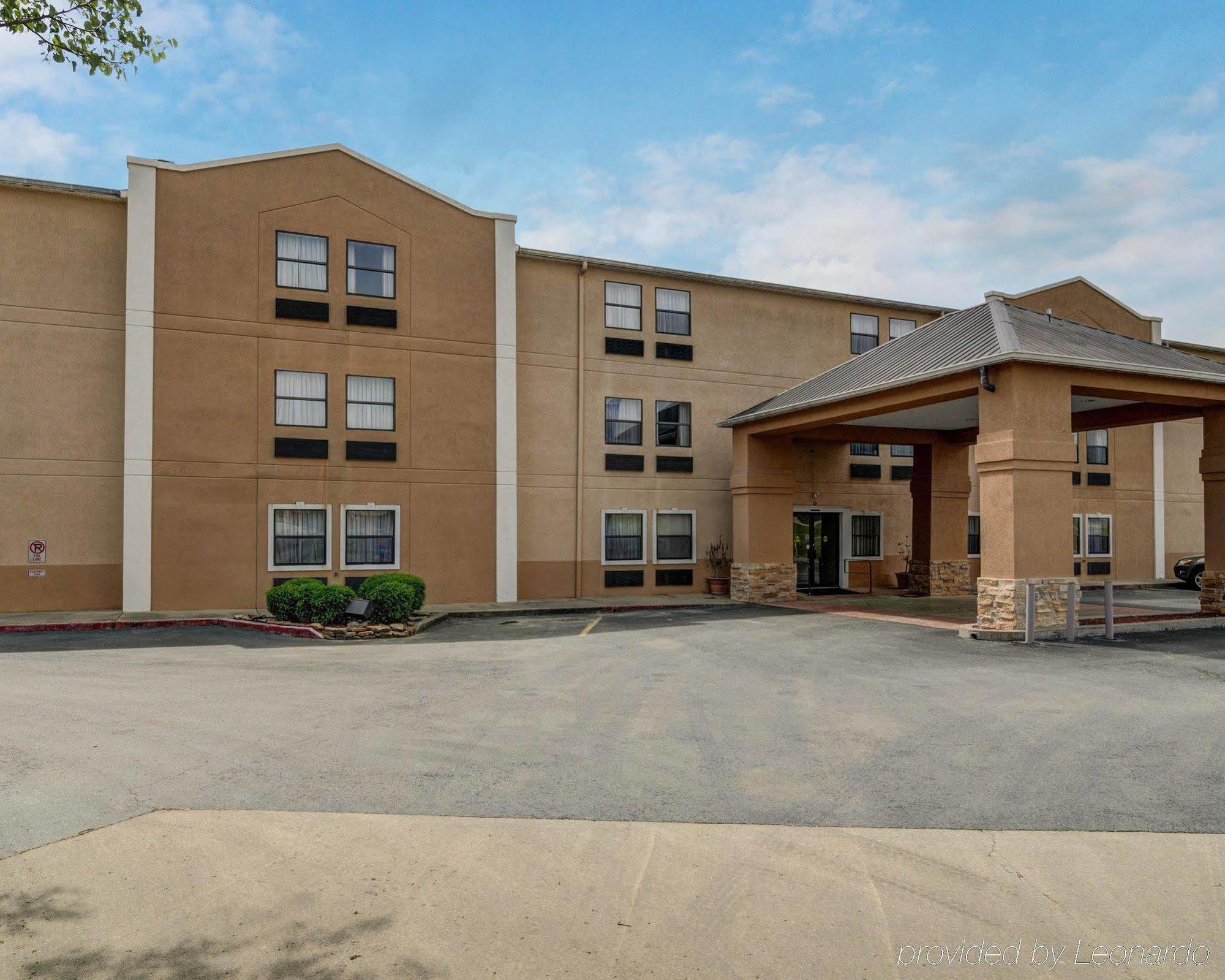 Red Roof Inn & Suites Літл-Рок Екстер'єр фото